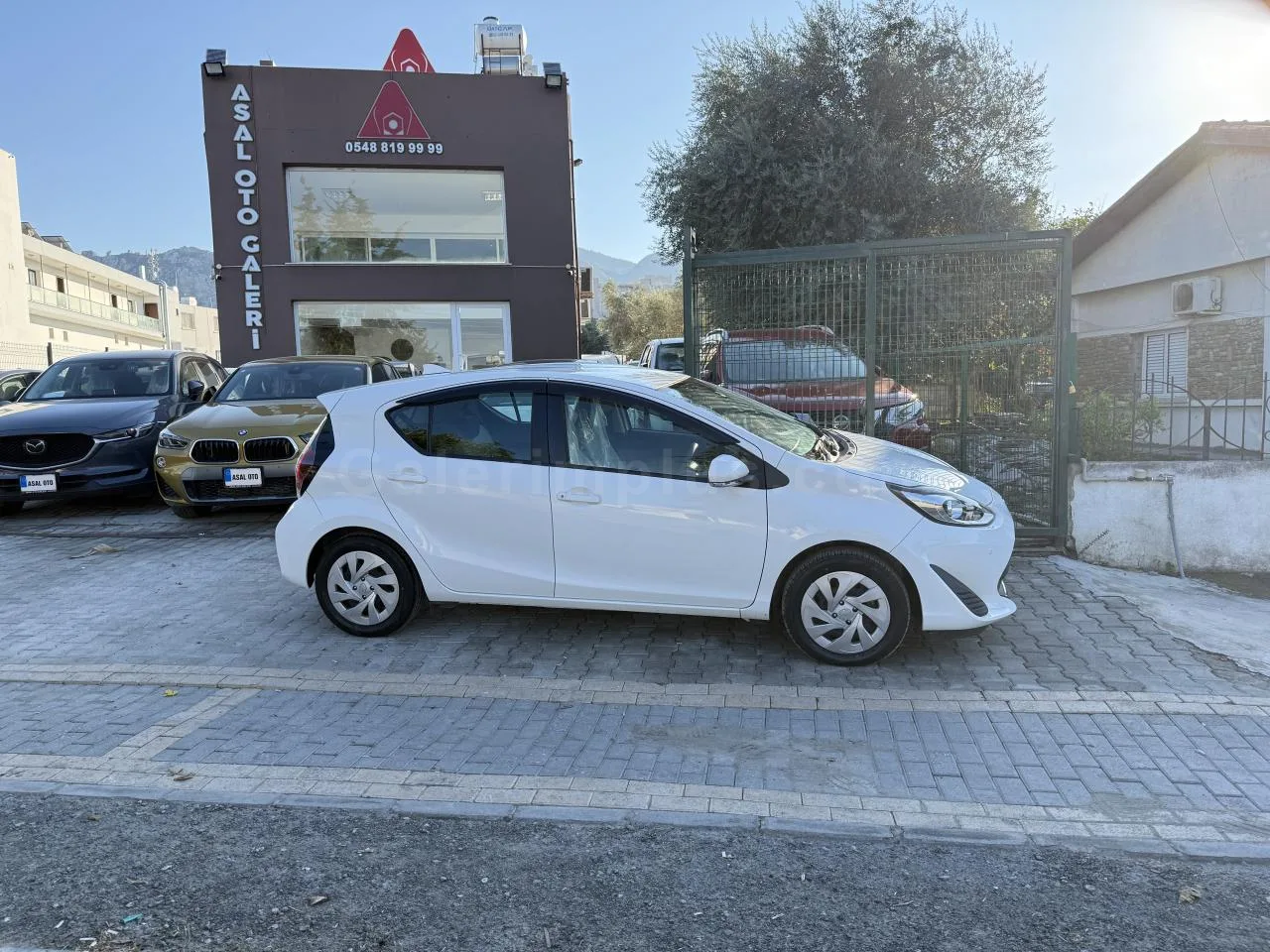2021 Model Otomatik Toyota Aqua 1.5 Hybrit Girne Satılık İkinci El | GalerimPlus - Thumbnail 4
