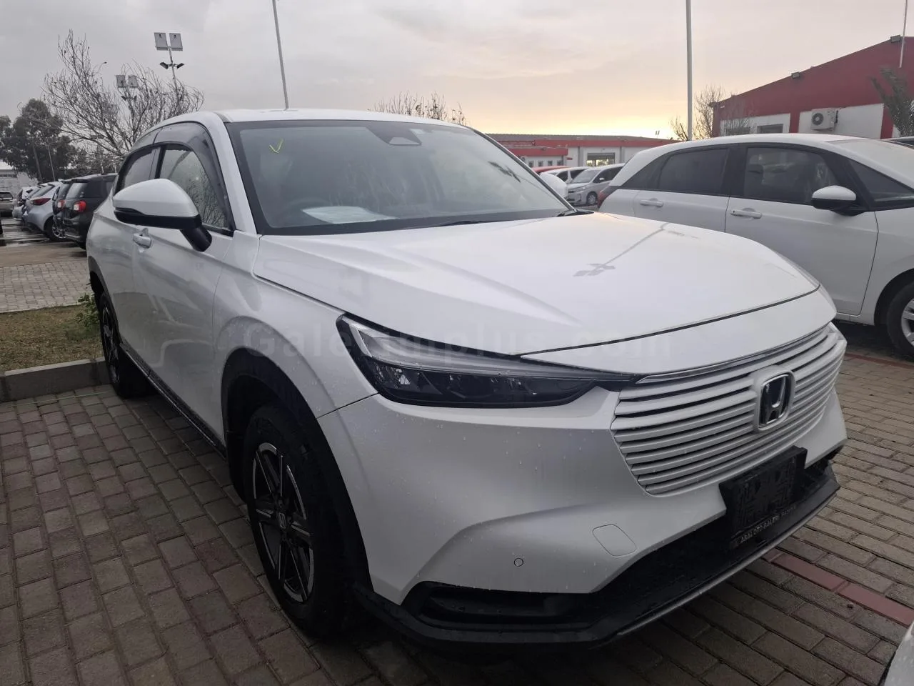 2022 Honda Vezel 1.5 i-VTEC CVT HYBRID AUTOMATIC Lefkoşa İlan görseli - GalerimPlus