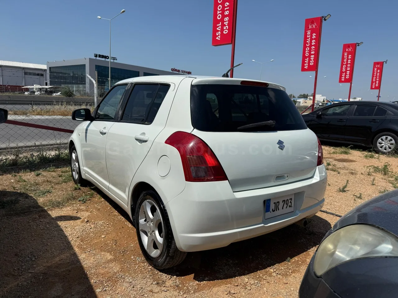 2005 Model Otomatik Suzuki Swift 1.3 Lefkoşa Satılık İkinci El | GalerimPlus - Thumbnail 4