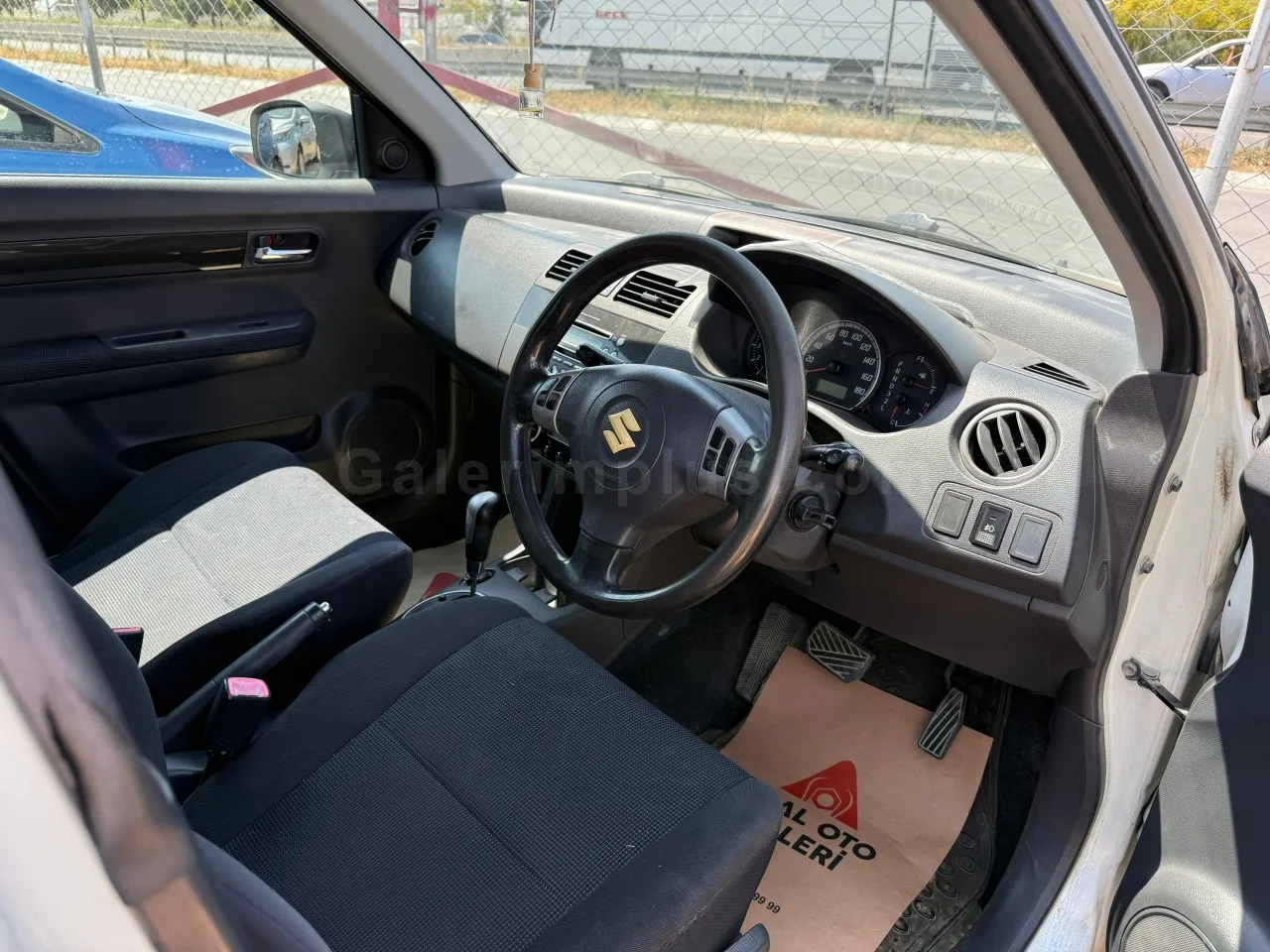 2005 Model Otomatik Suzuki Swift 1.3 Lefkoşa Satılık İkinci El | GalerimPlus - Thumbnail 6