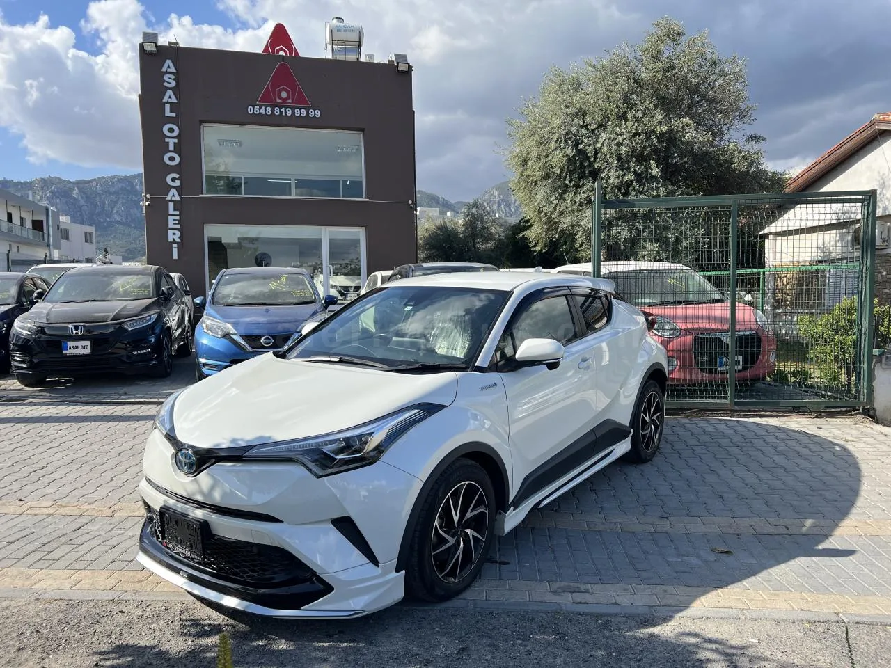 2020 Toyota C-HR 1.8 Hybrid HYBRID AUTOMATIC Girne İlan görseli - GalerimPlus