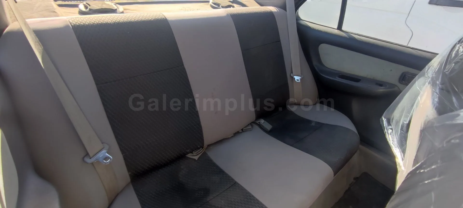1995 Model Otomatik Nissan Sunny Lefkoşa Satılık İkinci El | GalerimPlus - Thumbnail 3
