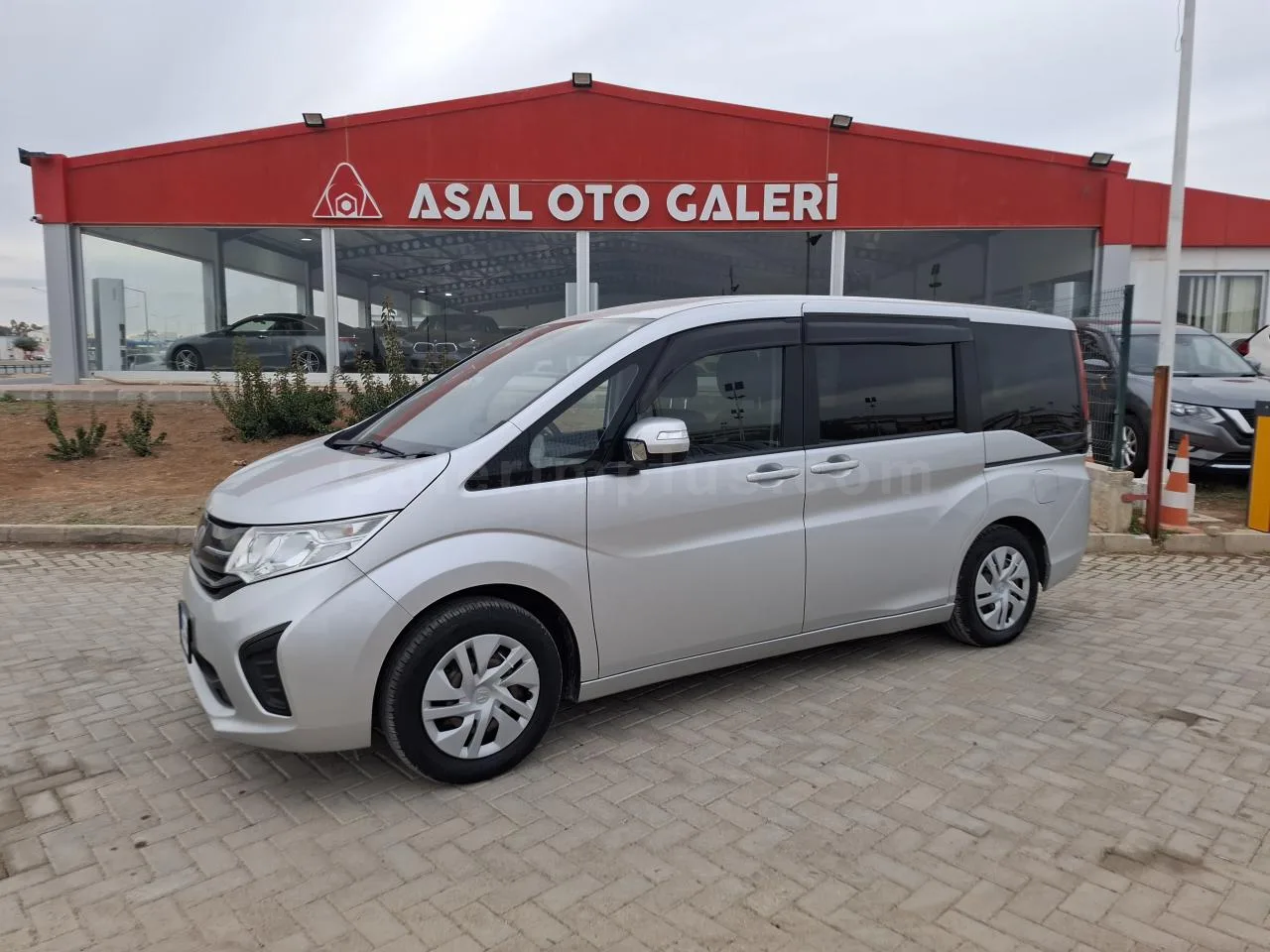 2019 Honda Stepwgn GASOLINE AUTOMATIC Lefkoşa İlan görseli - GalerimPlus