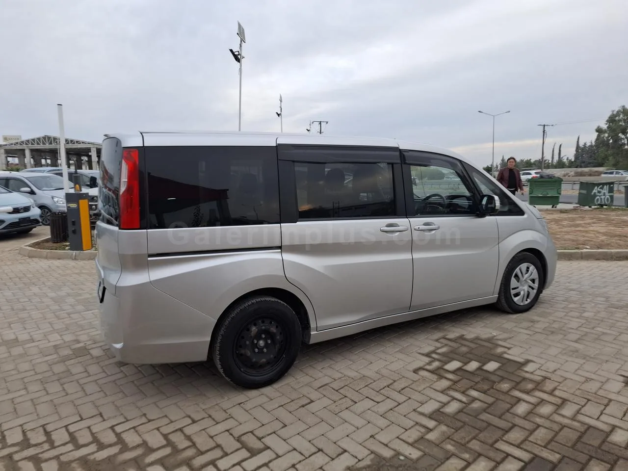 2019 Model Otomatik Honda Stepwgn Lefkoşa Satılık İkinci El | GalerimPlus - Thumbnail 3