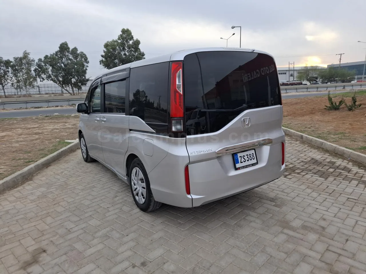 2019 Model Otomatik Honda Stepwgn Lefkoşa Satılık İkinci El | GalerimPlus - Thumbnail 4