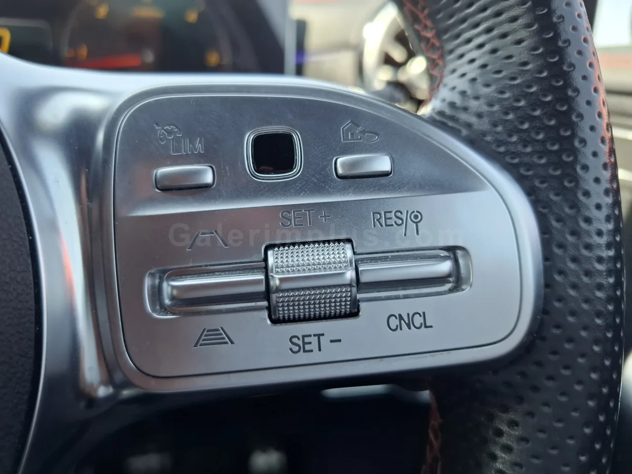 2021 Model Otomatik Mercedes-Benz CLA 200 d Lefkoşa Satılık İkinci El | GalerimPlus - Thumbnail 4