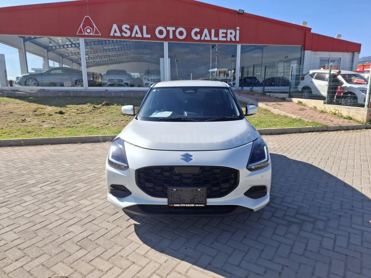 2024 Model Otomatik Suzuki Swift 1.2 Lefkoşa Satılık İkinci El | GalerimPlus - Thumbnail 2