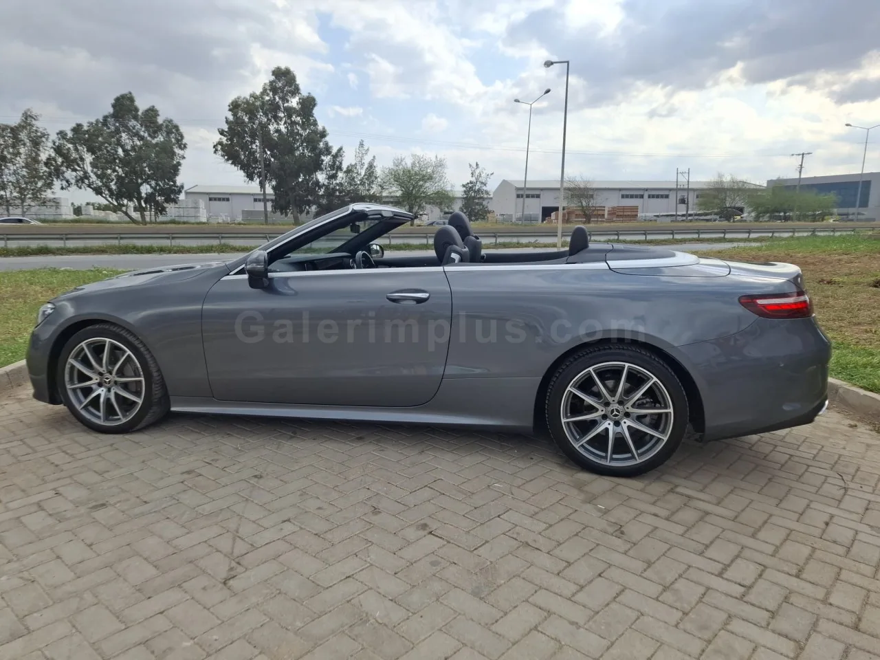2021 Model Otomatik Mercedes-Benz E Serisi E 300 Lefkoşa Satılık İkinci El | GalerimPlus - Thumbnail 4