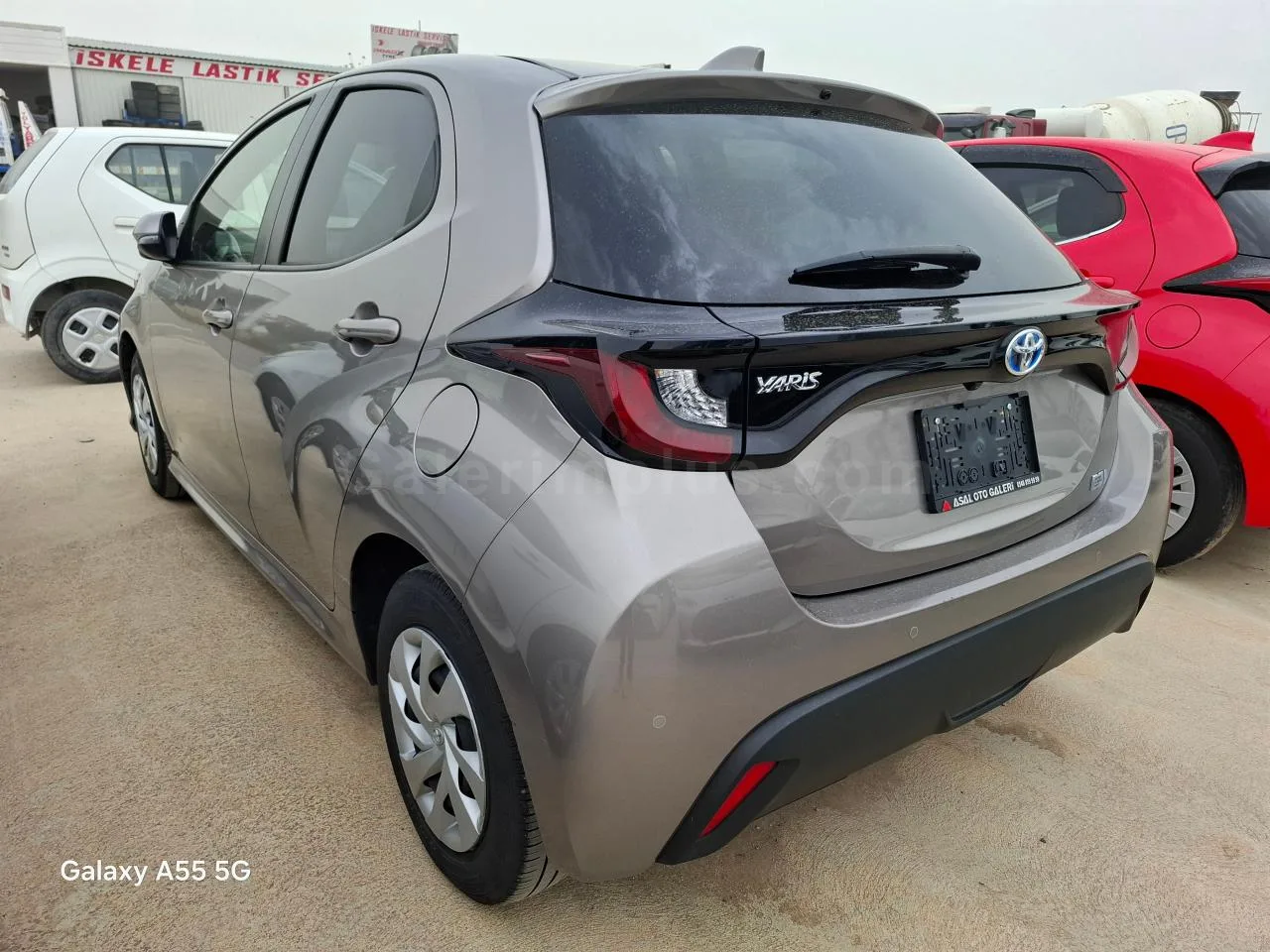 2022 Model Otomatik Toyota Yaris 1.5 Hybrid İskele Satılık İkinci El | GalerimPlus - Thumbnail 4