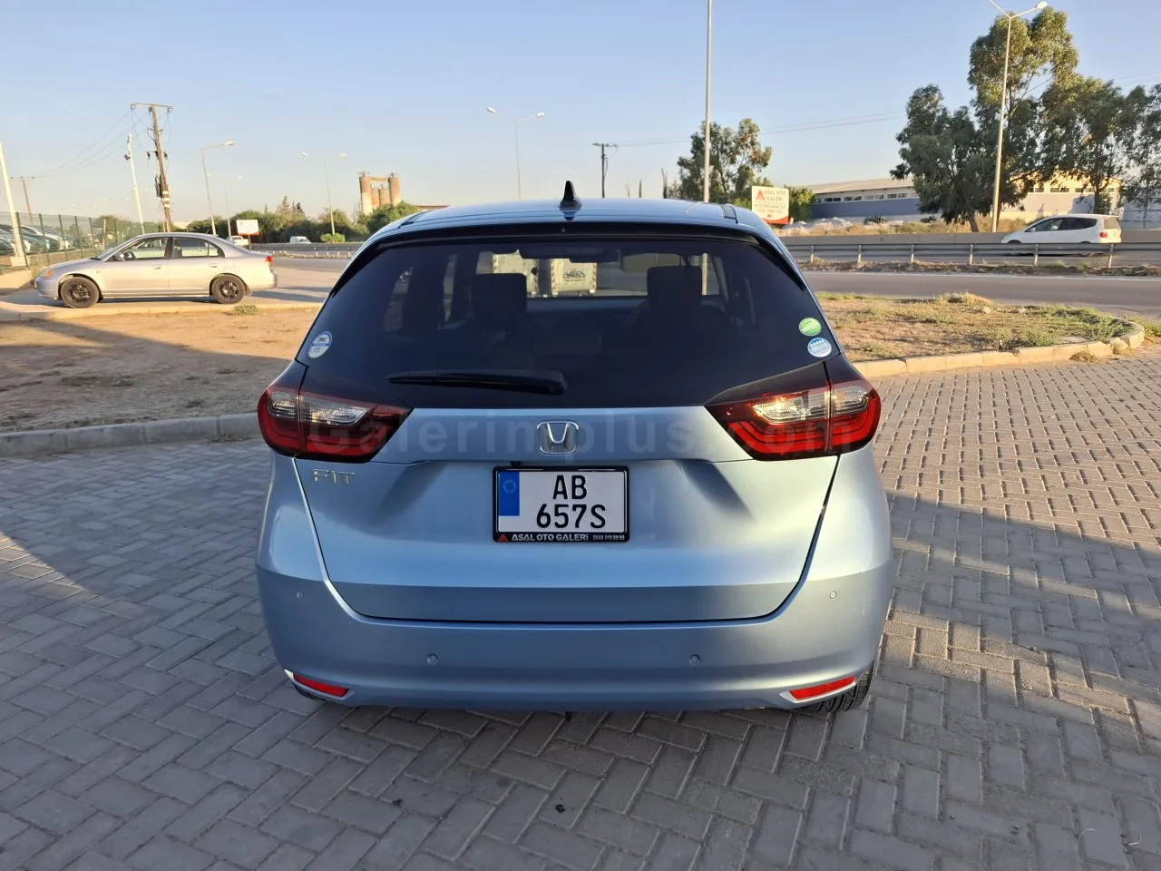 2021 Model Otomatik Honda Fit 1.3 Lefkoşa Satılık İkinci El | GalerimPlus - Thumbnail 6