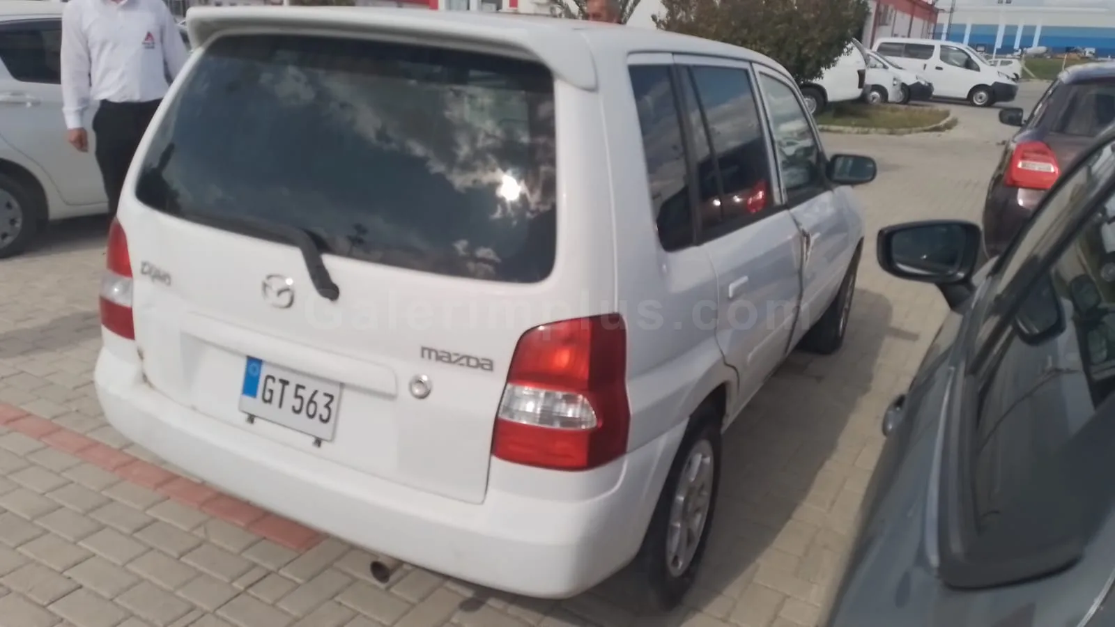 2002 Model Otomatik Mazda Demio 1.3i Lefkoşa Satılık İkinci El | GalerimPlus - Thumbnail 4