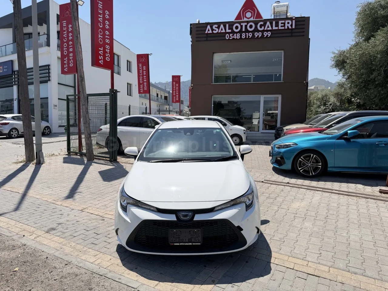 2022 Model Otomatik Toyota Corolla 1.8 Hybrid Girne Satılık İkinci El | GalerimPlus - Thumbnail 3