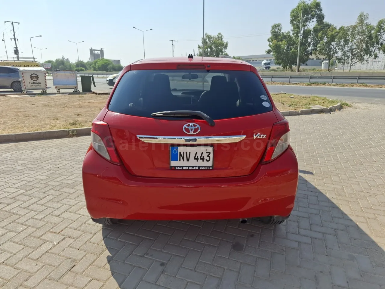 2011 Model Otomatik Toyota Vitz 1.3 16V Automatic Lefkoşa Satılık İkinci El | GalerimPlus - Thumbnail 6