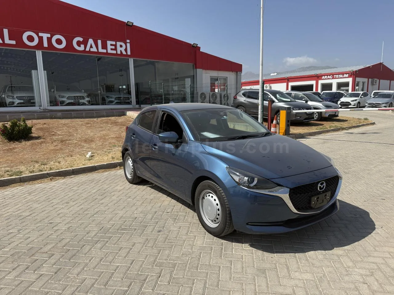 2022 Model Otomatik Mazda 2 1.5 Skyactiv-D Lefkoşa Satılık İkinci El | GalerimPlus - Thumbnail 2
