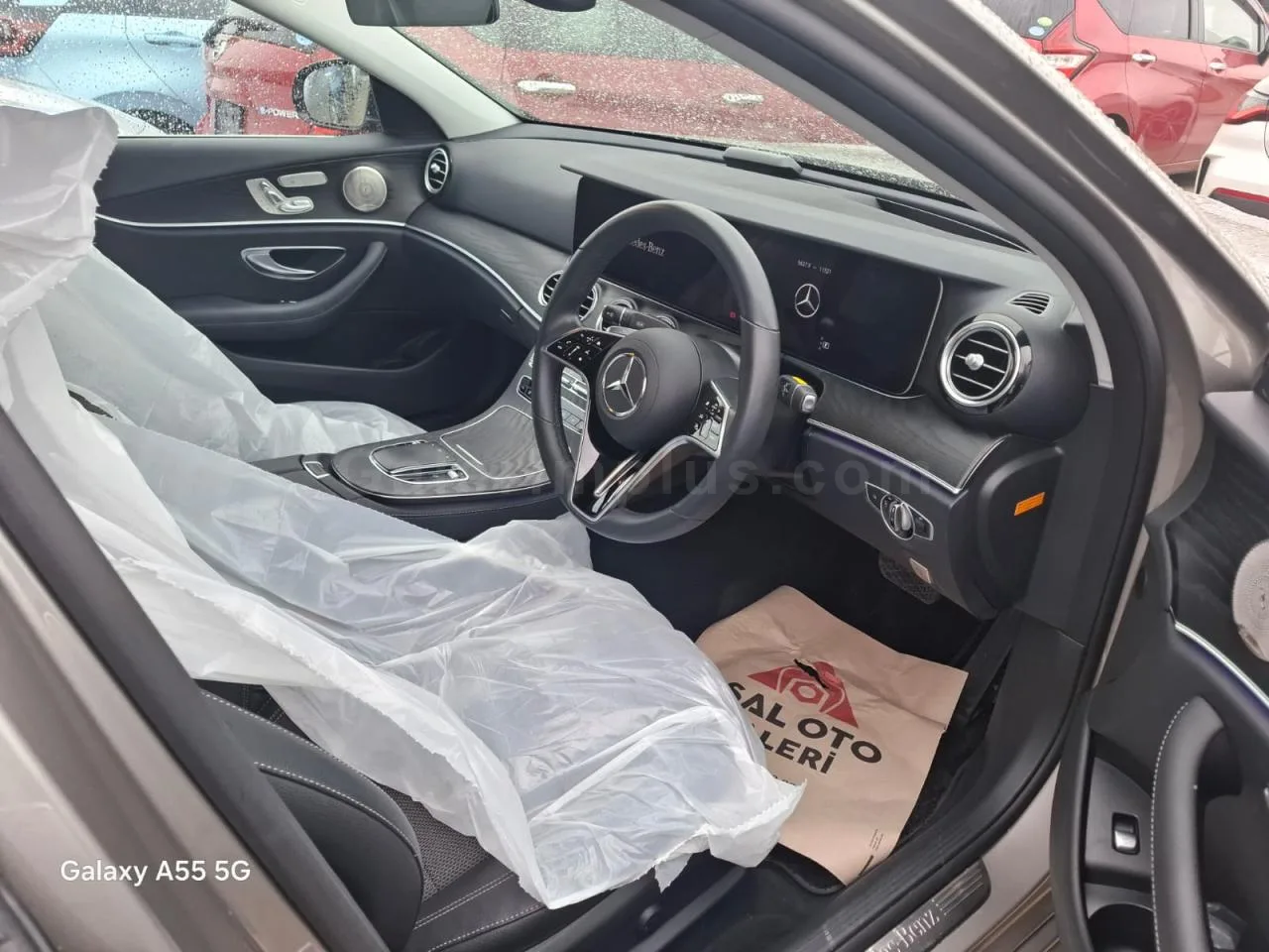 2024 Model Otomatik Mercedes-Benz E Serisi E 220 d İskele Satılık İkinci El | GalerimPlus - Thumbnail 5