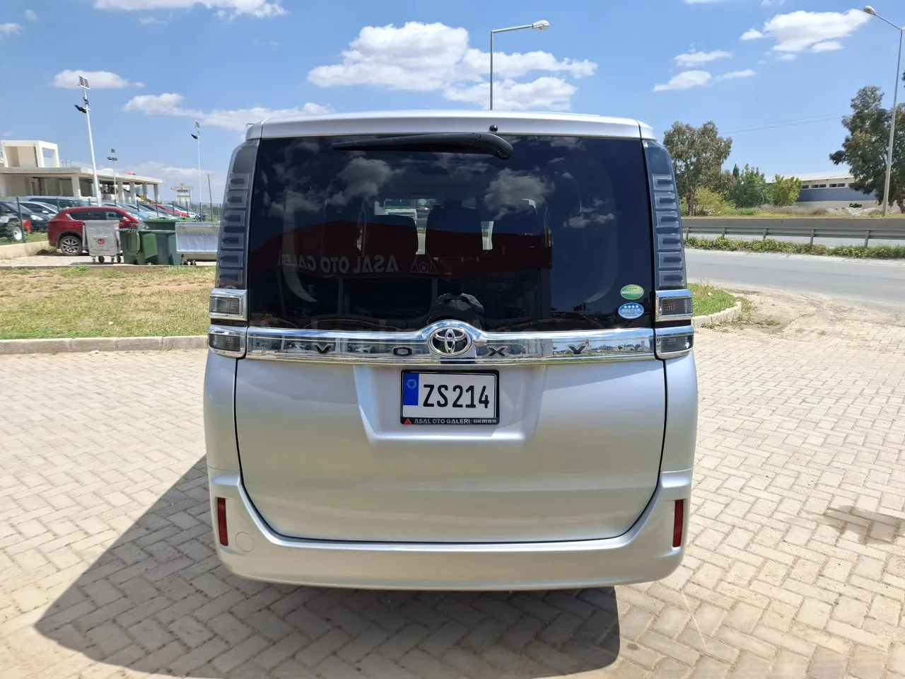 2020 Model Otomatik Toyota Voxy Lefkoşa Satılık İkinci El | GalerimPlus - Thumbnail 6