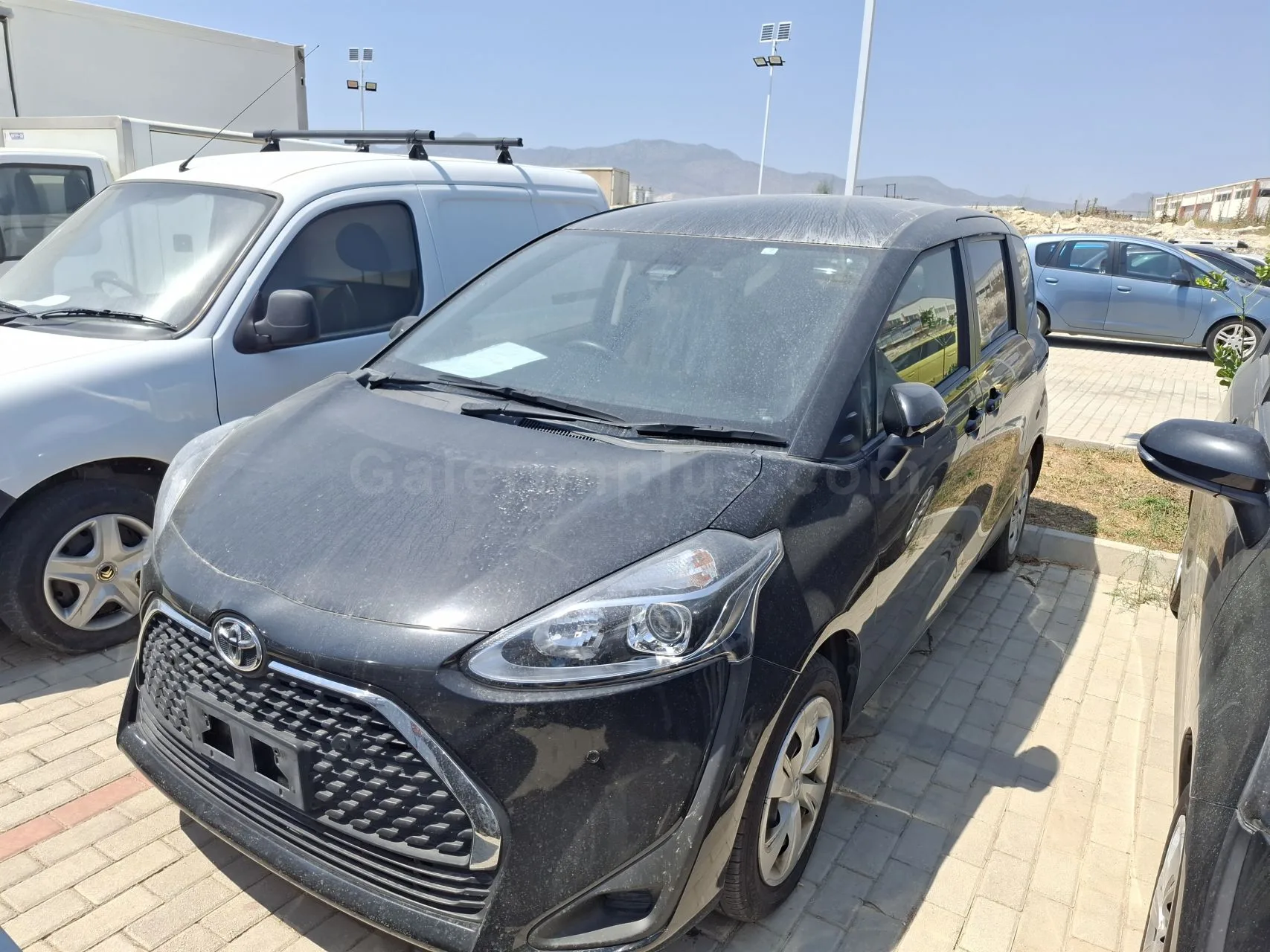 2021 Model Otomatik Toyota Sienta 1.5 CVT-i Lefkoşa Satılık İkinci El | GalerimPlus - Thumbnail 2