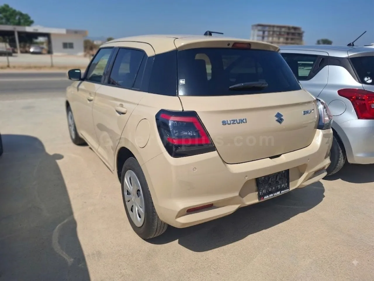 2024 Model Otomatik Suzuki Swift 1.2 İskele Satılık İkinci El | GalerimPlus - Thumbnail 3