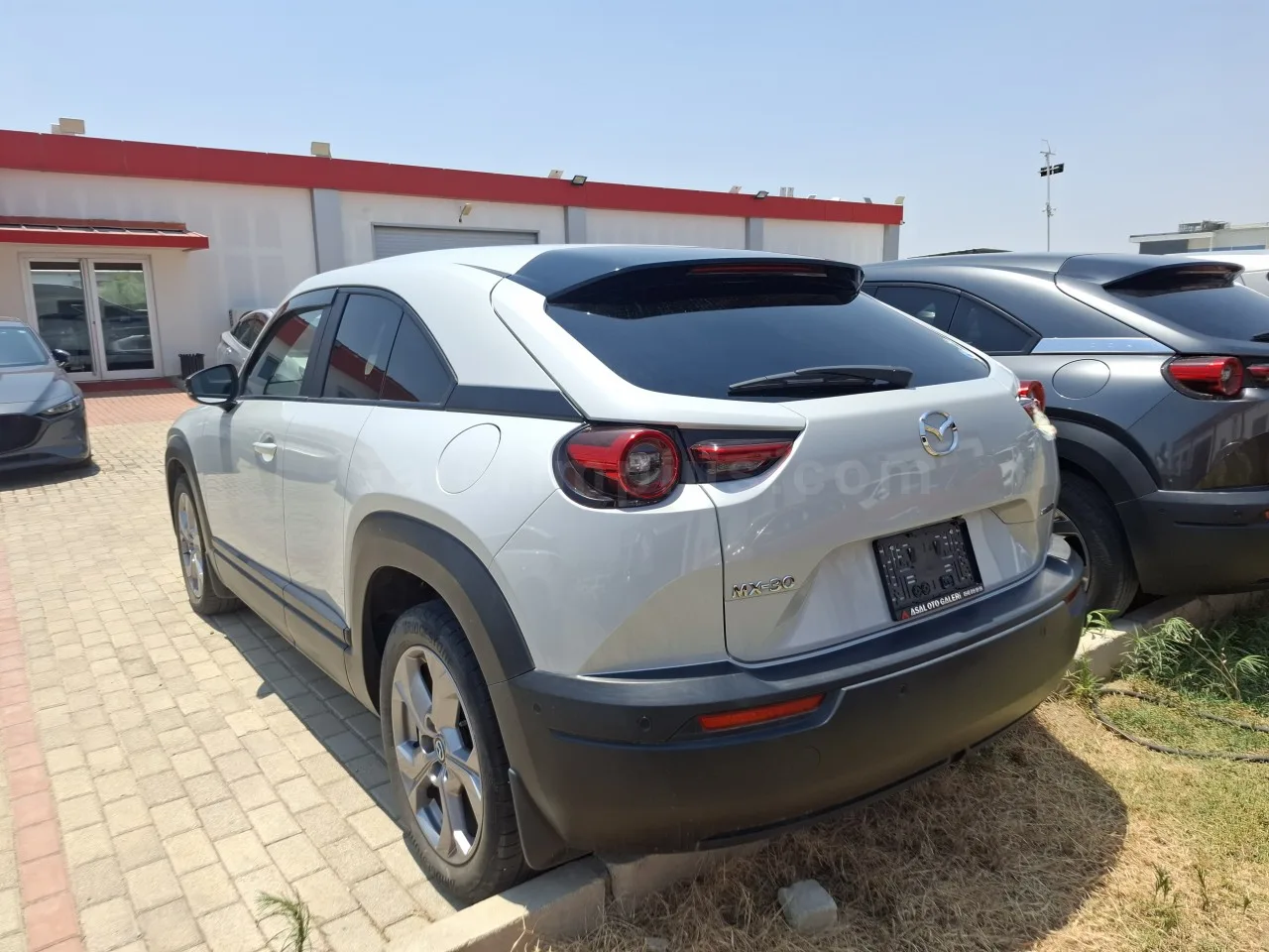 2021 Model Otomatik Mazda MX-30 2.0 e-Skyactiv Lefkoşa Satılık İkinci El | GalerimPlus - Thumbnail 4