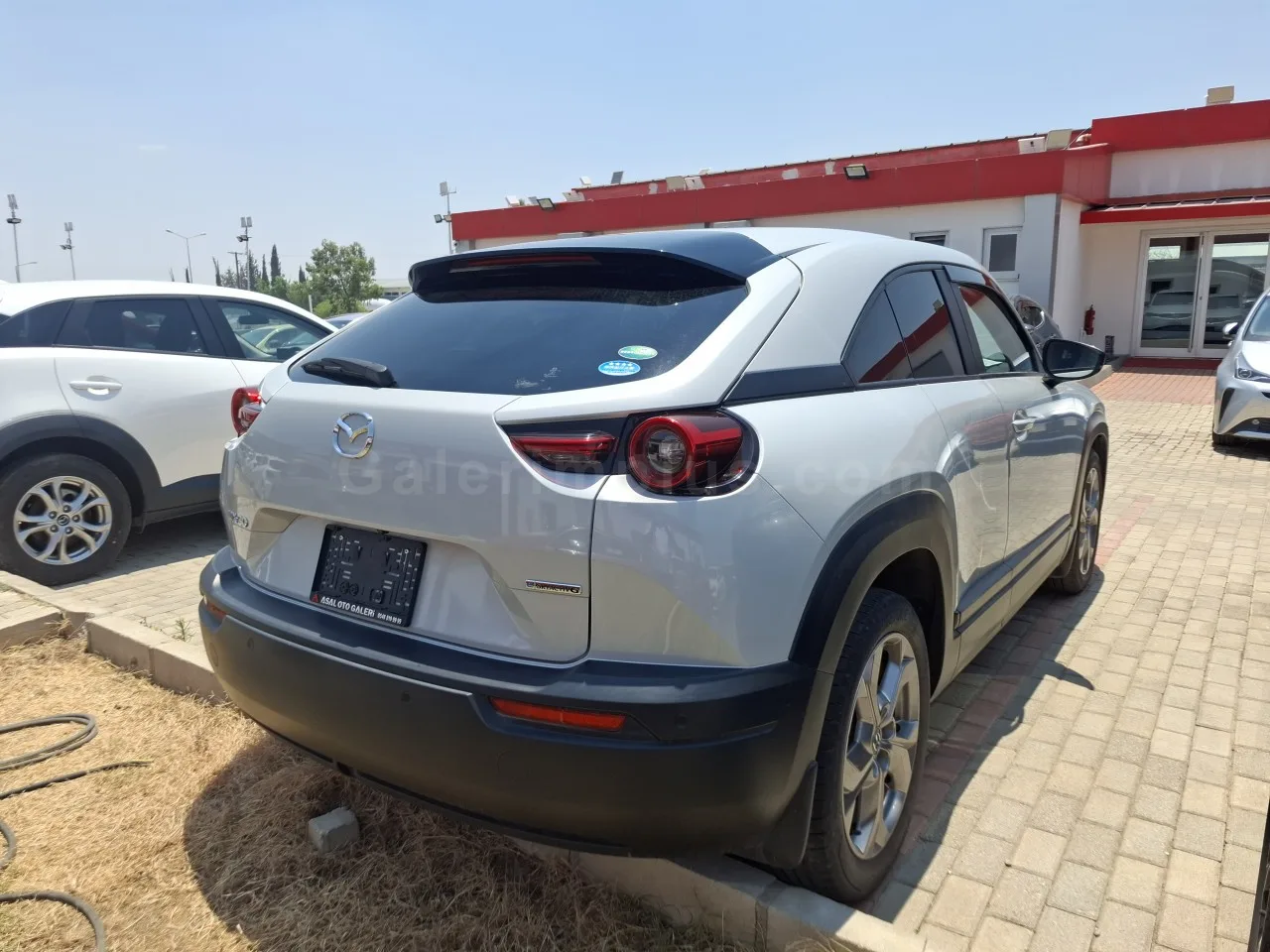 2021 Model Otomatik Mazda MX-30 2.0 e-Skyactiv Lefkoşa Satılık İkinci El | GalerimPlus - Thumbnail 6