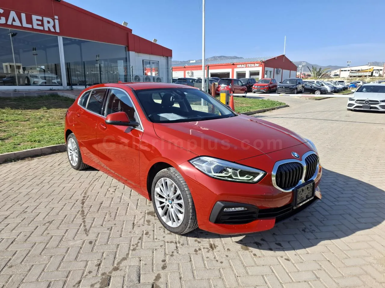 2023 Model Otomatik BMW 1 Serisi 118i Lefkoşa Satılık İkinci El | GalerimPlus - Thumbnail 3
