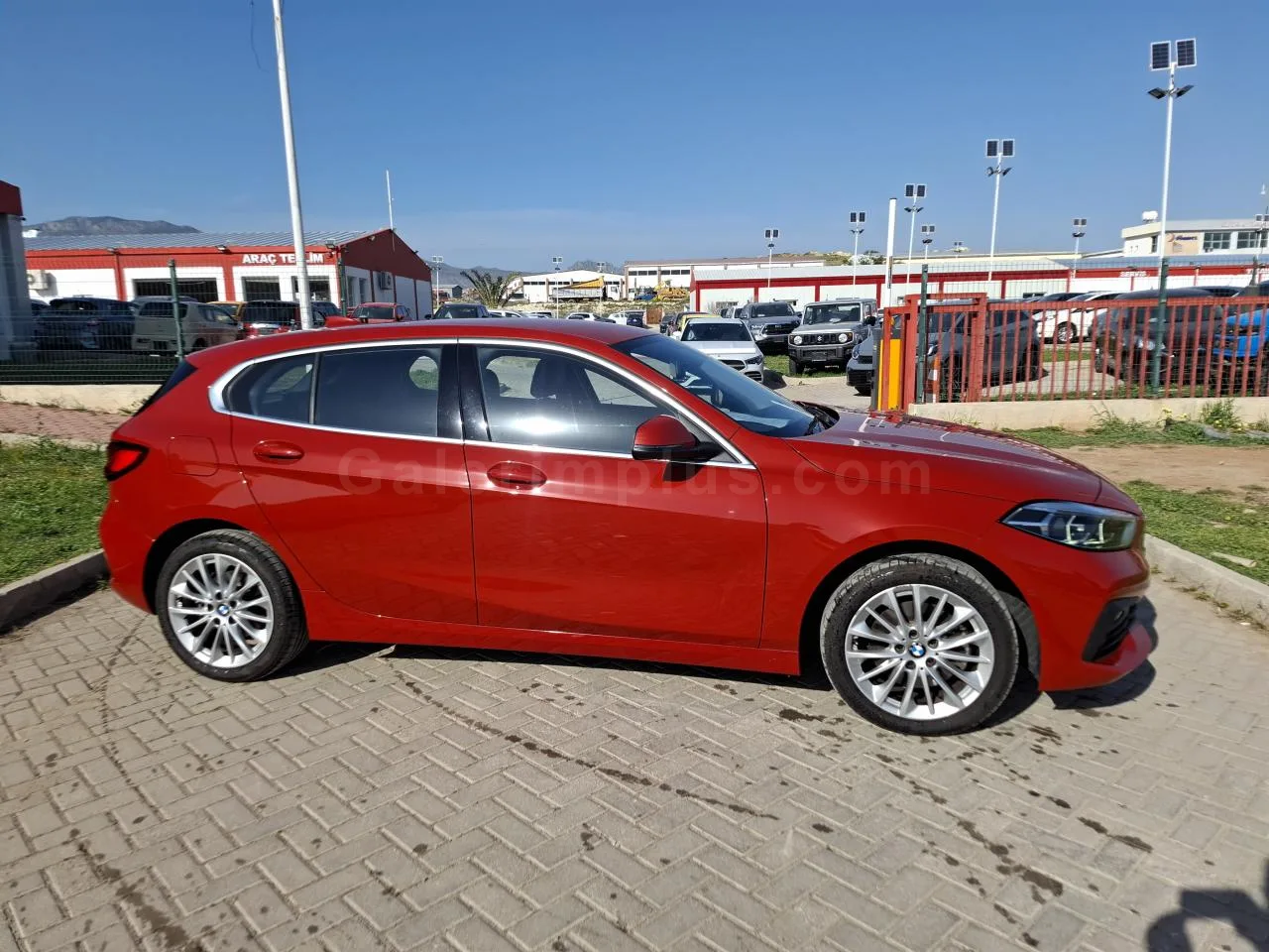 2023 Model Otomatik BMW 1 Serisi 118i Lefkoşa Satılık İkinci El | GalerimPlus - Thumbnail 4