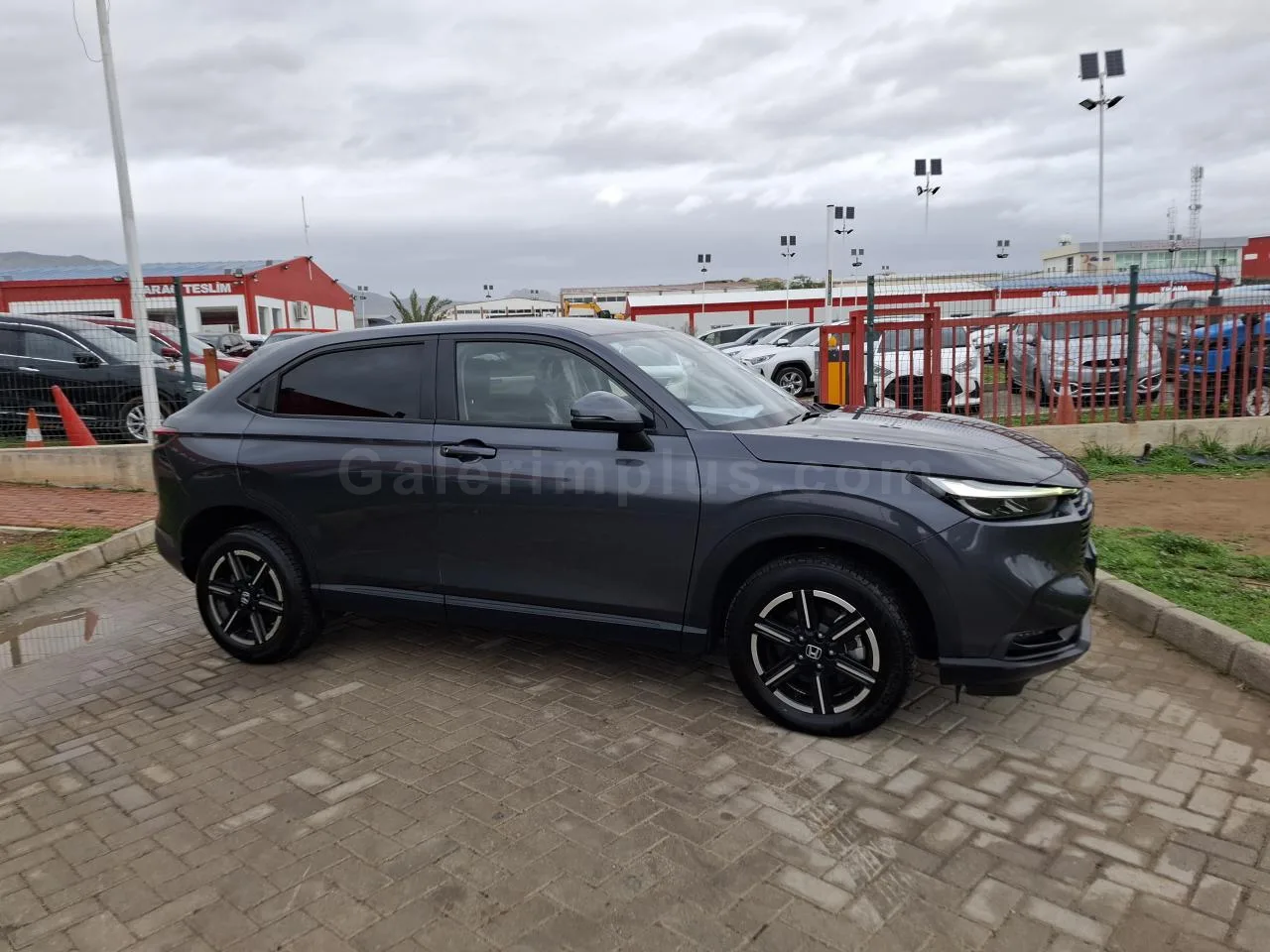 2023 Model Otomatik Honda Vezel 1.5 i-VTEC Hybrid Automatic Lefkoşa Satılık İkinci El | GalerimPlus - Thumbnail 3