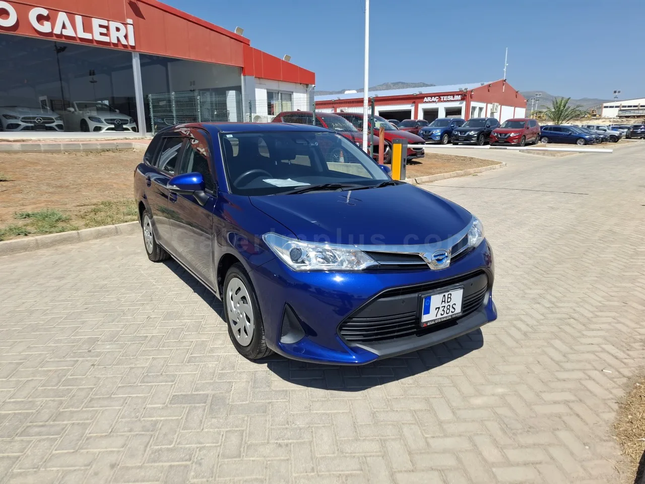 2022 Model Otomatik Toyota Corolla Fielder Lefkoşa Satılık İkinci El | GalerimPlus - Thumbnail 3