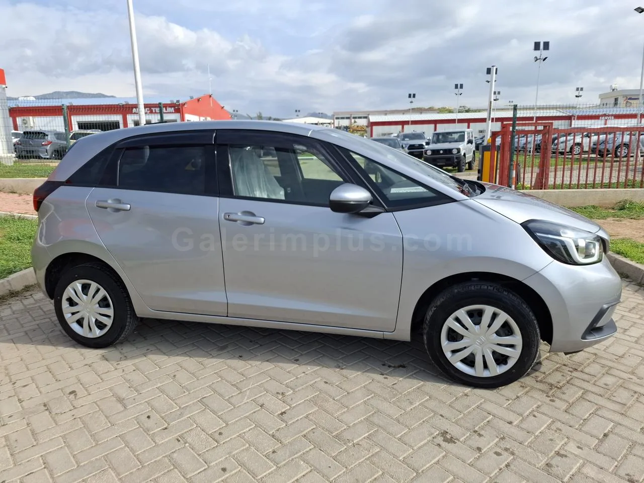2021 Model Otomatik Honda Fit 1.5 Hybrid Automatic Lefkoşa Satılık İkinci El | GalerimPlus - Thumbnail 4