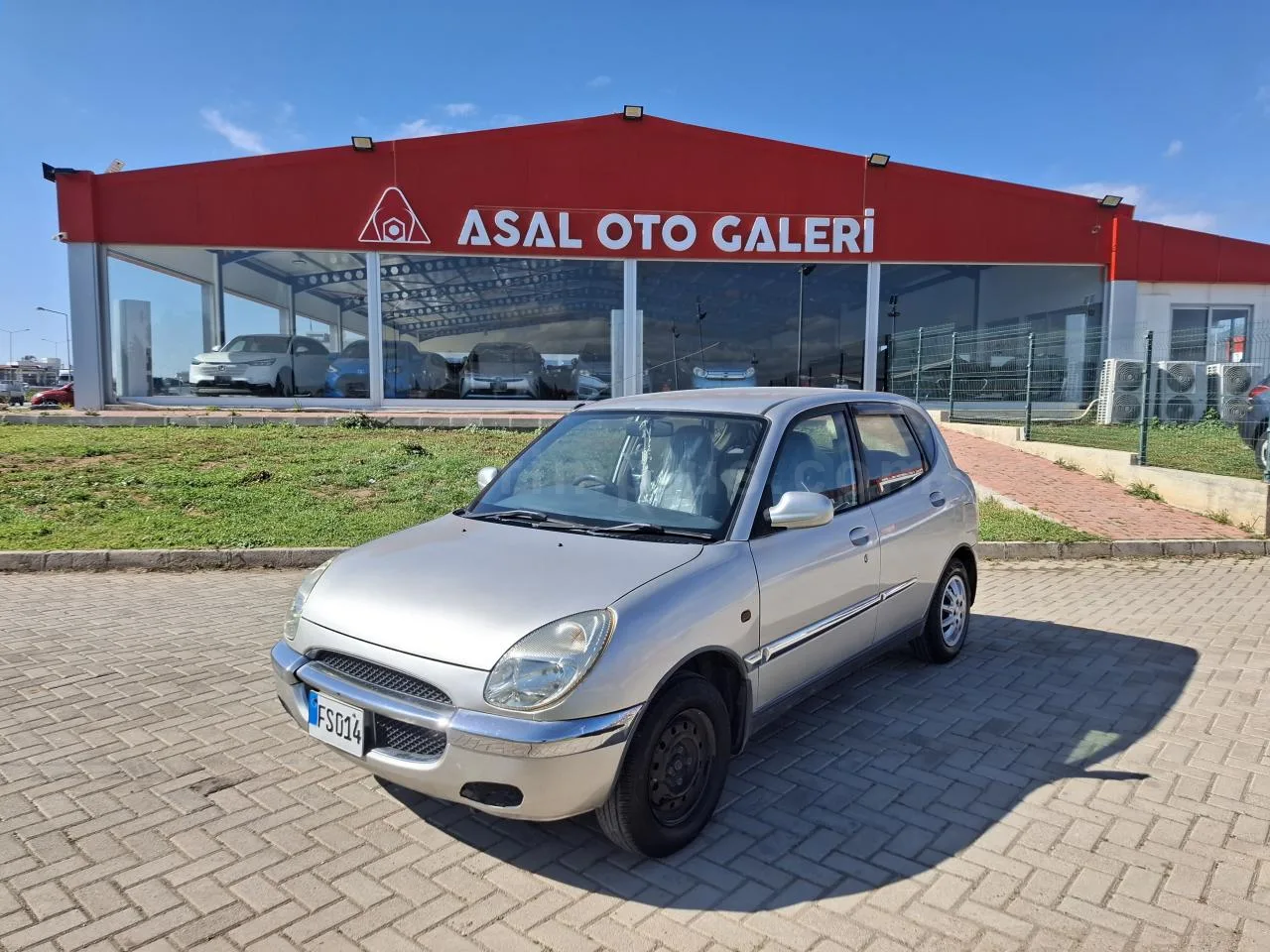 2001 Daihatsu Storia GASOLINE AUTOMATIC Lefkoşa İlan görseli - GalerimPlus