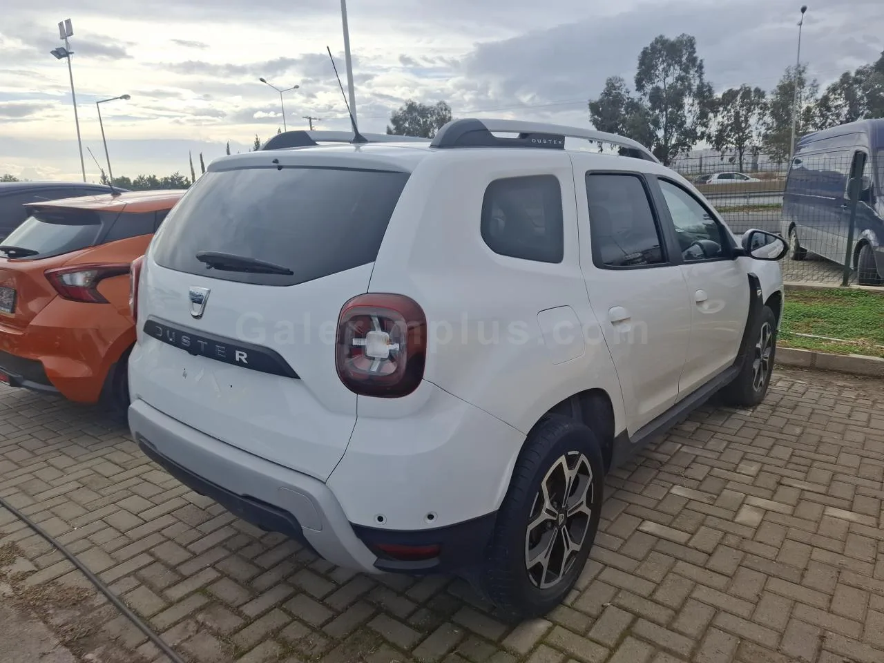 2020 Model Düz Dacia Duster Lefkoşa Satılık İkinci El | GalerimPlus - Thumbnail 4