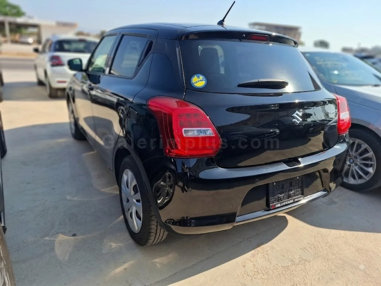 2023 Model Otomatik Suzuki Swift 1.2 İskele Satılık İkinci El | GalerimPlus - Thumbnail 4