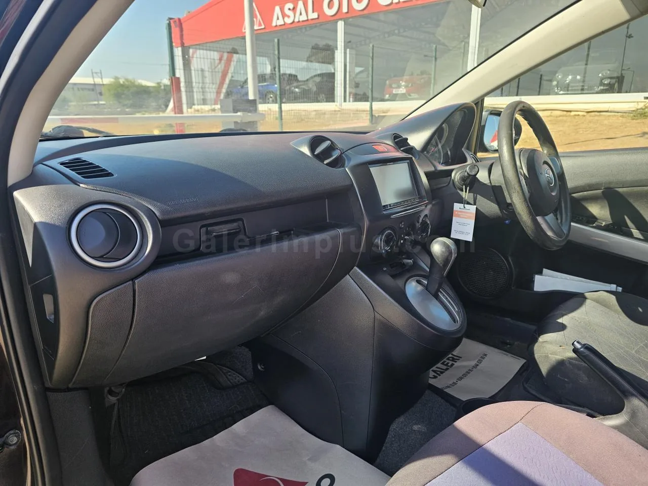 2012 Model Otomatik Mazda Demio 1.3i Lefkoşa Satılık İkinci El | GalerimPlus - Thumbnail 7