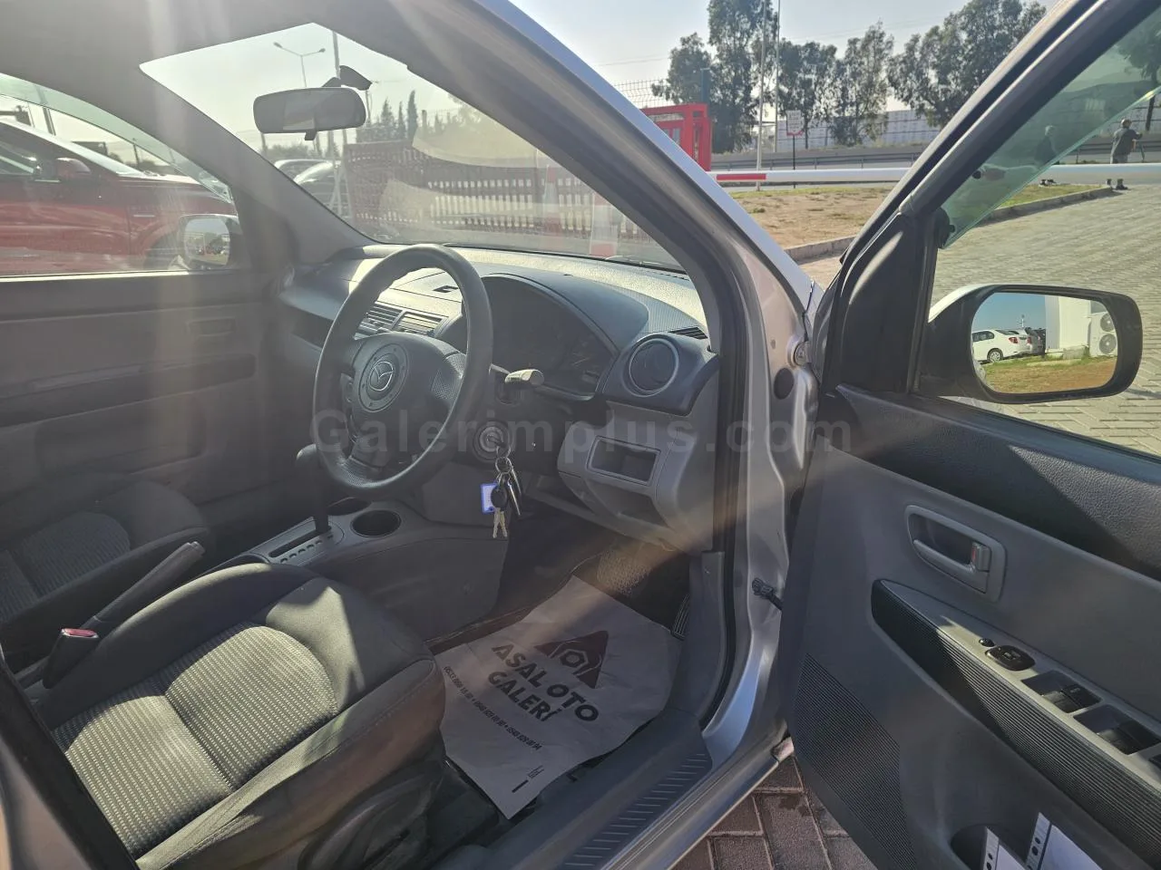 2004 Model Otomatik Mazda Demio 1.3i Lefkoşa Satılık İkinci El | GalerimPlus - Thumbnail 5