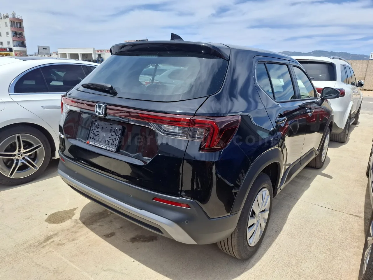 2025 Model Otomatik Honda WR-V İskele Satılık İkinci El | GalerimPlus - Thumbnail 3