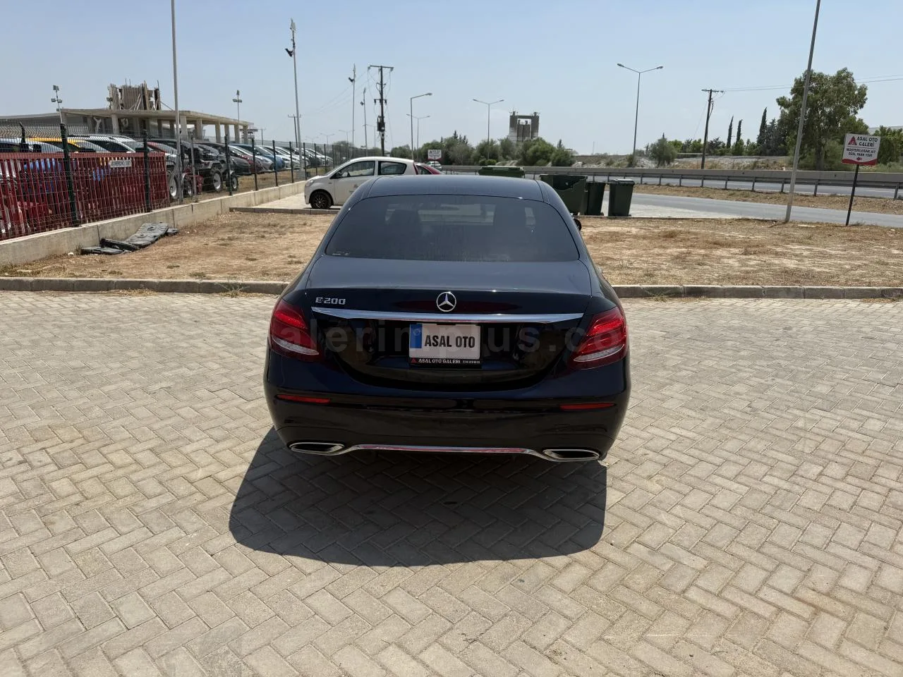 2021 Model Otomatik Mercedes-Benz E Serisi E 220 d Lefkoşa Satılık İkinci El | GalerimPlus - Thumbnail 6