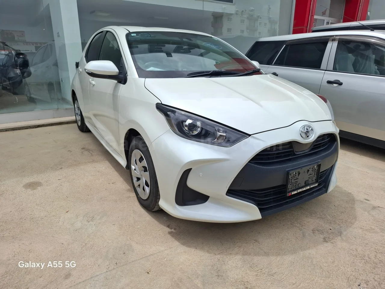 2022 Model Otomatik Toyota Yaris 1.0 İskele Satılık İkinci El | GalerimPlus - Thumbnail 2