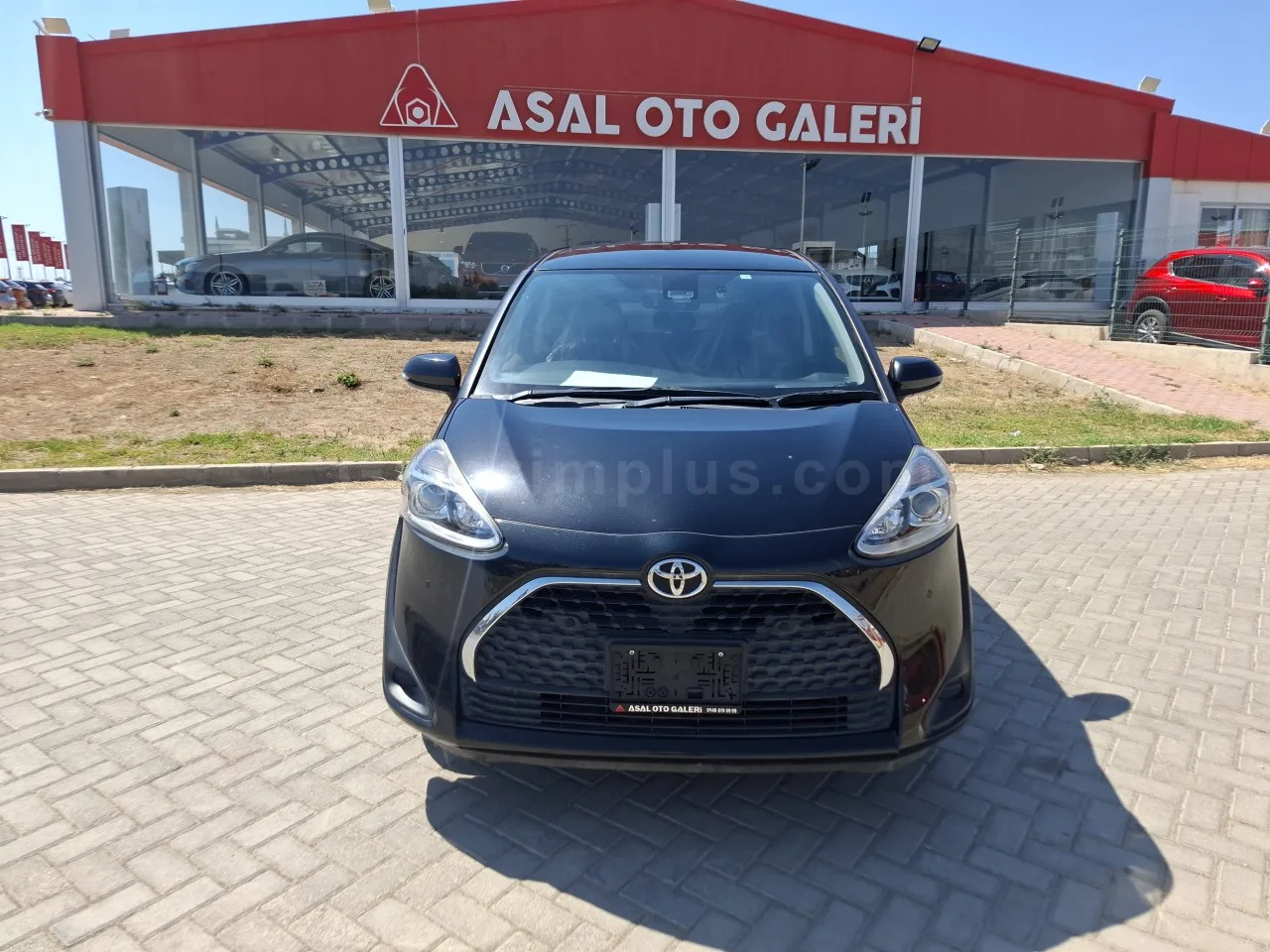 2021 Model Otomatik Toyota Sienta 1.5 CVT-i Lefkoşa Satılık İkinci El | GalerimPlus - Thumbnail 2