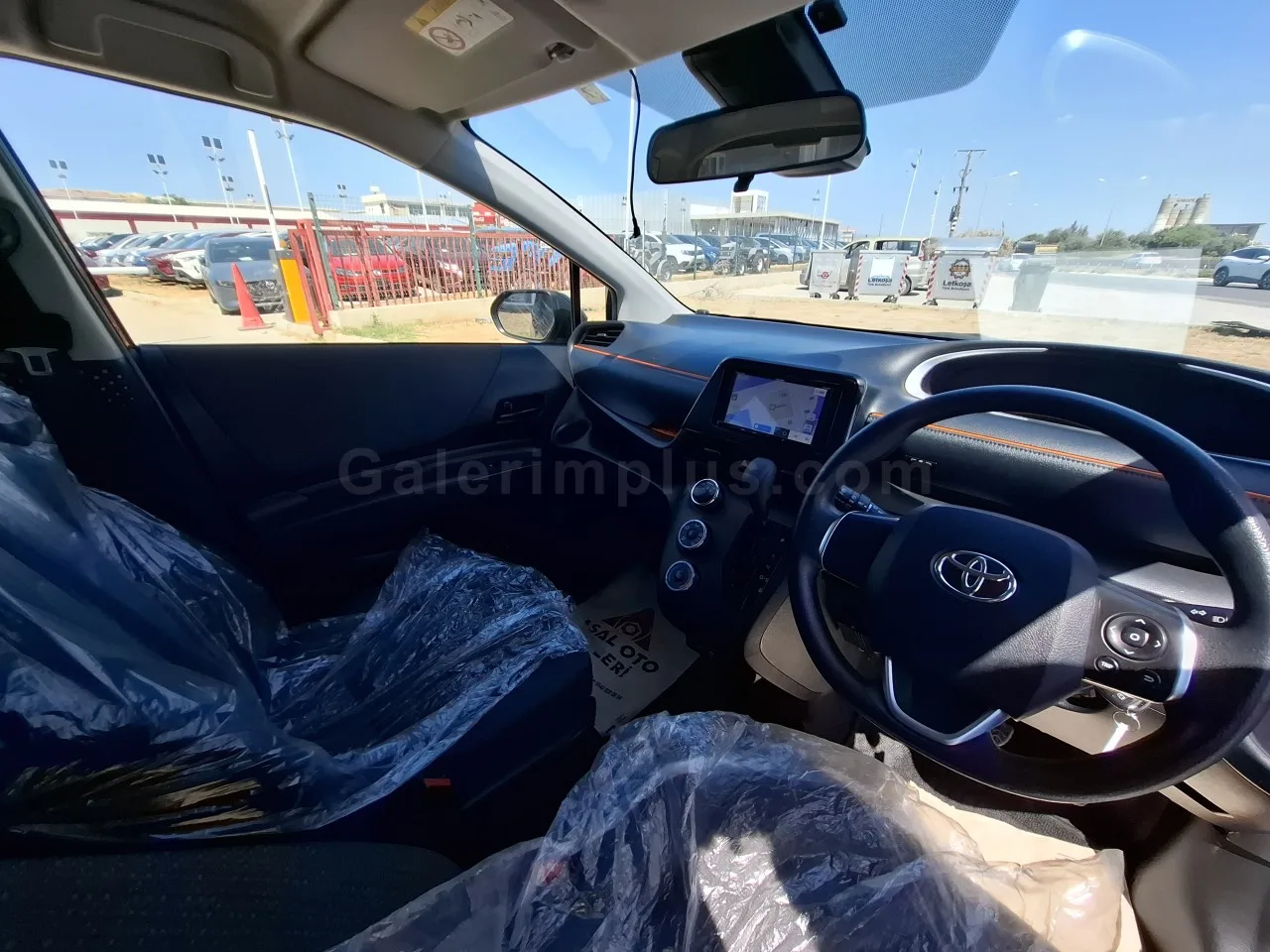 2021 Model Otomatik Toyota Sienta 1.5 CVT-i Lefkoşa Satılık İkinci El | GalerimPlus - Thumbnail 7