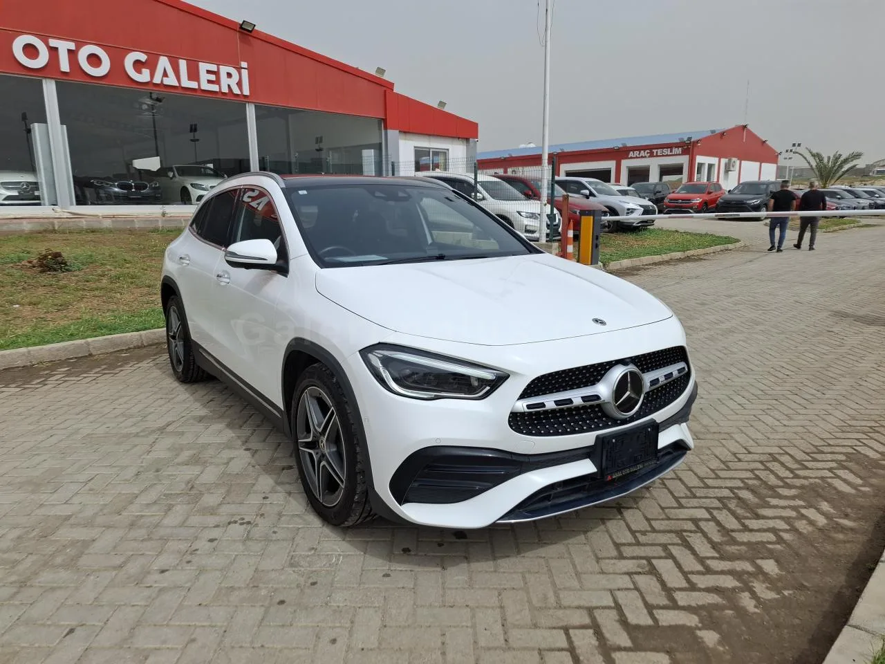 2021 Model Otomatik Mercedes - Benz GLA 200 d Lefkoşa Satılık İkinci El | GalerimPlus - Thumbnail 3
