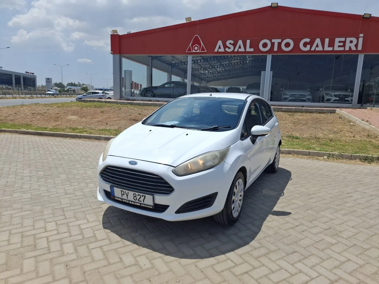 2017 Ford Fiesta 1.4 GASOLINE AUTOMATIC Lefkoşa İlan görseli - GalerimPlus