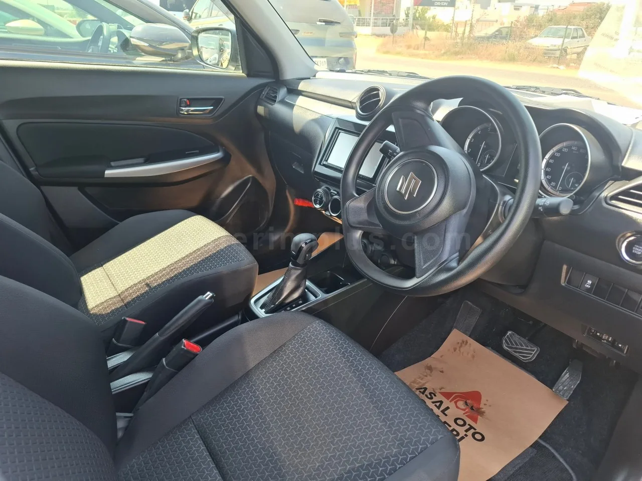 2023 Model Otomatik Suzuki Swift 1.3 İskele Satılık İkinci El | GalerimPlus - Thumbnail 8