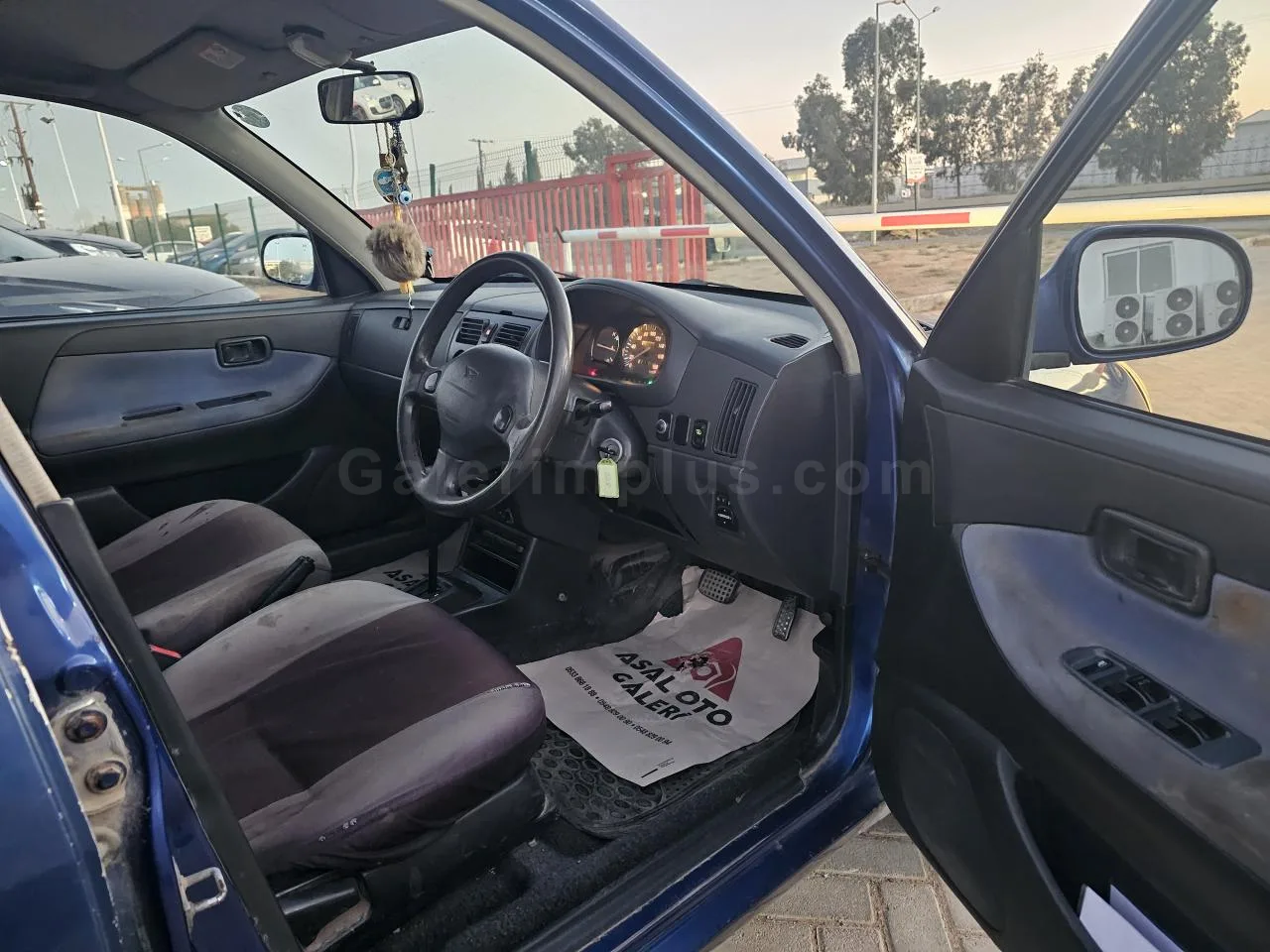 2003 Model Otomatik Daihatsu Storia Lefkoşa Satılık İkinci El | GalerimPlus - Thumbnail 5