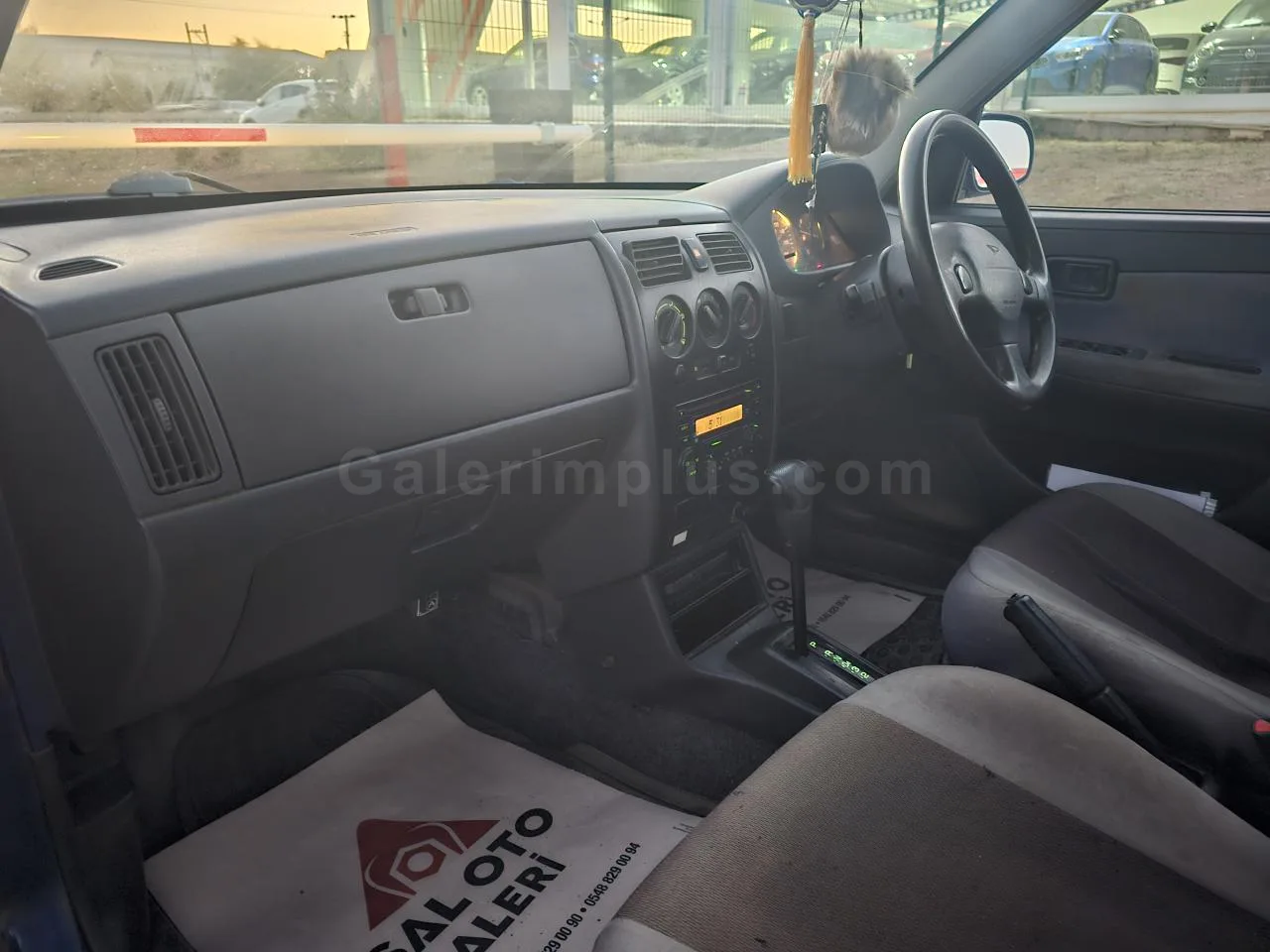 2003 Model Otomatik Daihatsu Storia Lefkoşa Satılık İkinci El | GalerimPlus - Thumbnail 7