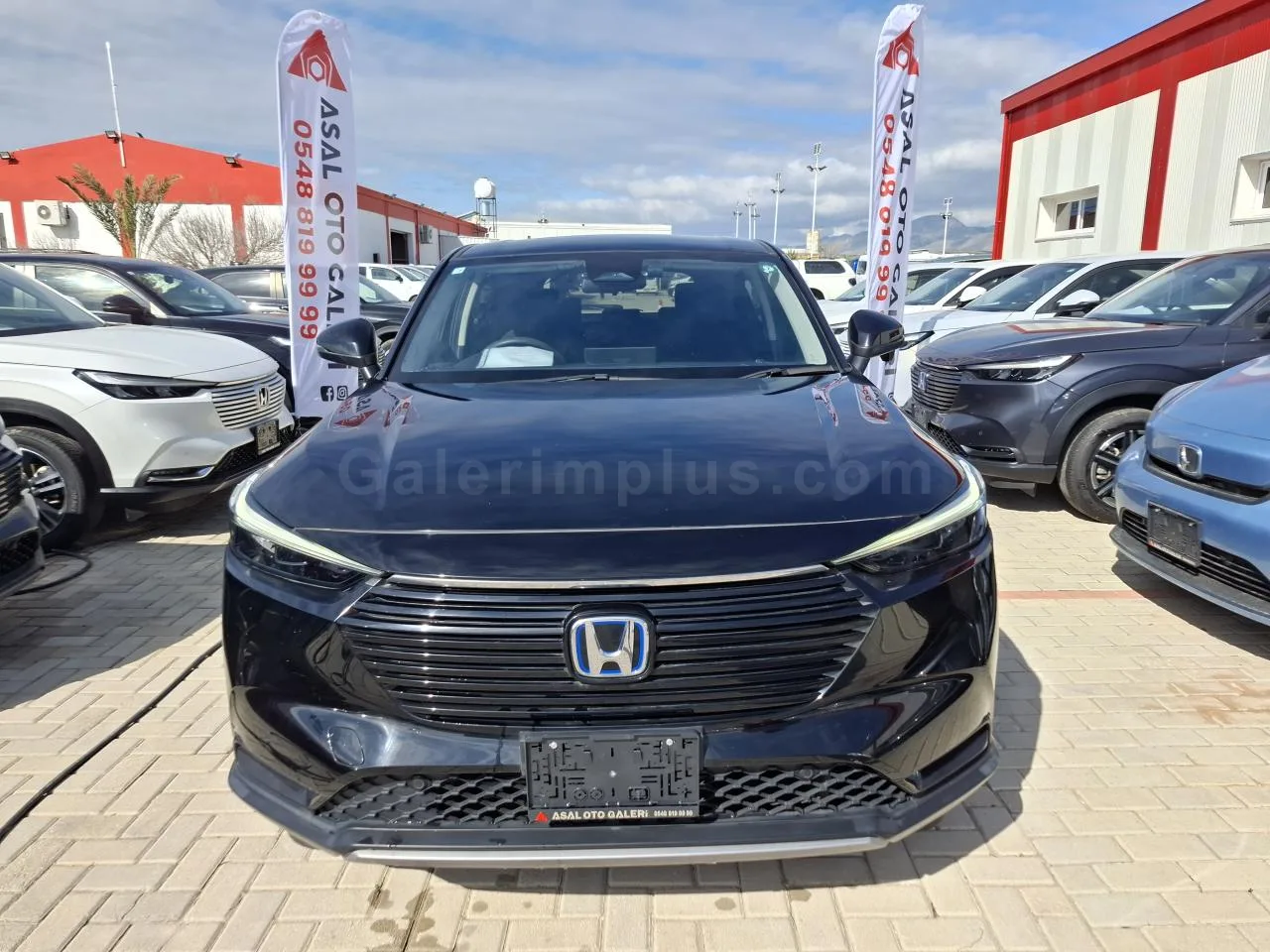 2022 Model Otomatik Honda Vezel 1.5 i-VTEC Hybrid Automatic Lefkoşa Satılık İkinci El | GalerimPlus - Thumbnail 3