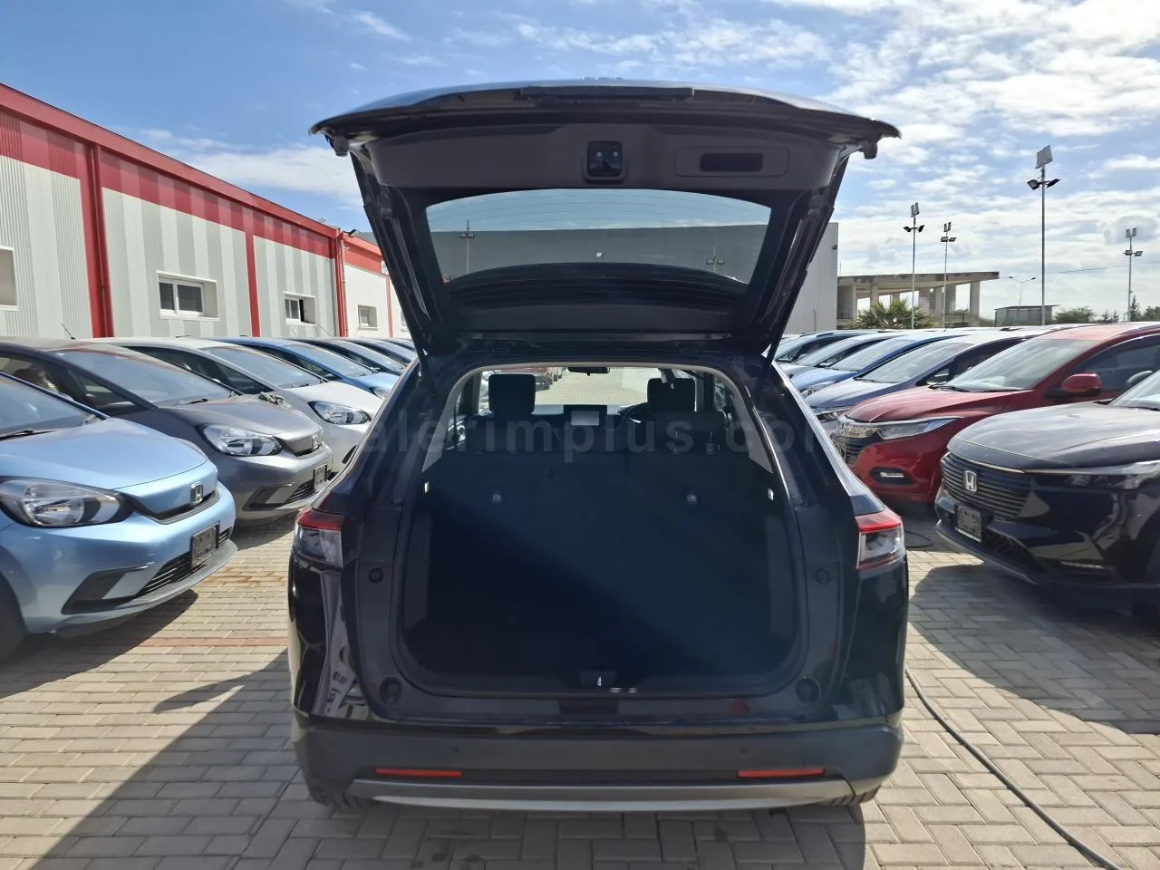 2022 Model Otomatik Honda Vezel 1.5 i-VTEC Hybrid Automatic Lefkoşa Satılık İkinci El | GalerimPlus - Thumbnail 8