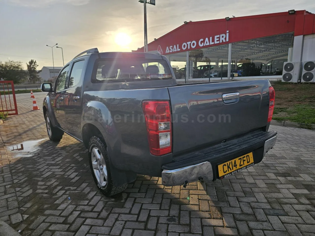2014 Model Otomatik Isuzu D-Max Lefkoşa Satılık İkinci El | GalerimPlus - Thumbnail 3