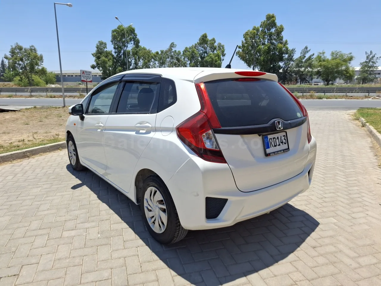 2014 Model Otomatik Honda Fit 1.3 Lefkoşa Satılık İkinci El | GalerimPlus - Thumbnail 7