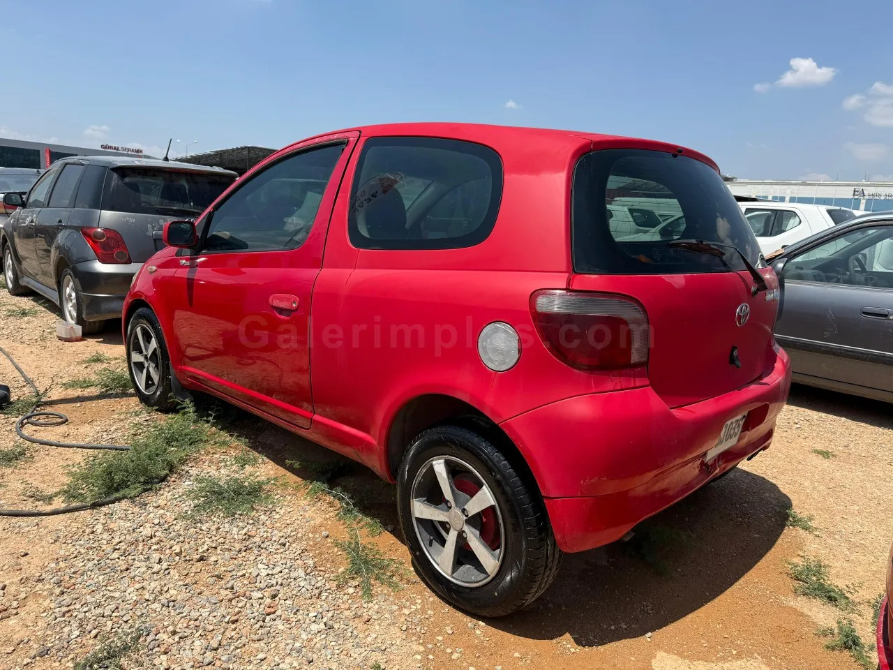 2001 Model Düz Toyota Vitz 1.3 Lefkoşa Satılık İkinci El | GalerimPlus - Thumbnail 3
