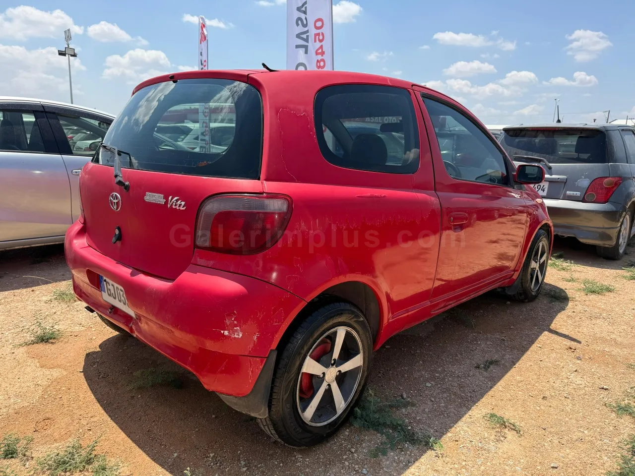 2001 Model Düz Toyota Vitz 1.3 Lefkoşa Satılık İkinci El | GalerimPlus - Thumbnail 4